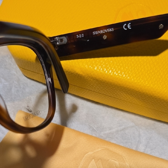 Swarovski Tortoiseshell Glasses Model SK 5392 052 main image 7